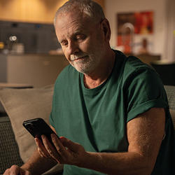 Utilizar a funcionalidade de Predição de glicose baixa noturna na gestão diária da sua diabetes