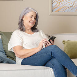 Qual é a diferença entre as predições e os alarmes de glicose?